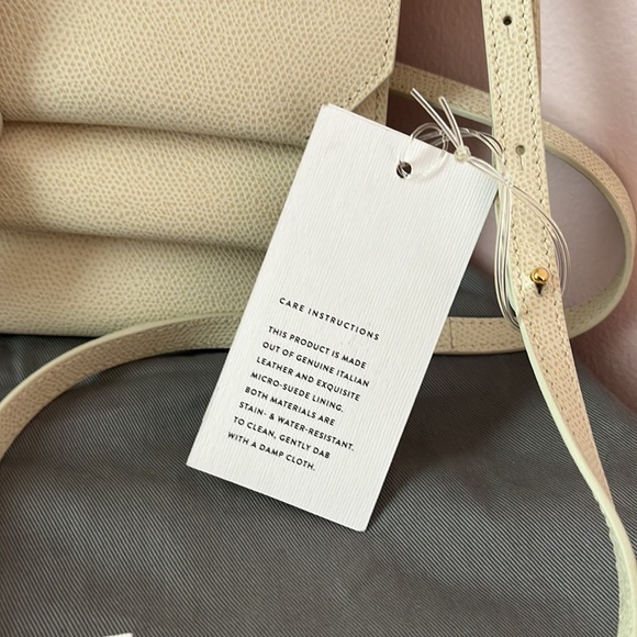 NWT Senreve Pebbled Italian Leather Crossbody Bag In Sand and dust bag included - Picture 10 of 14